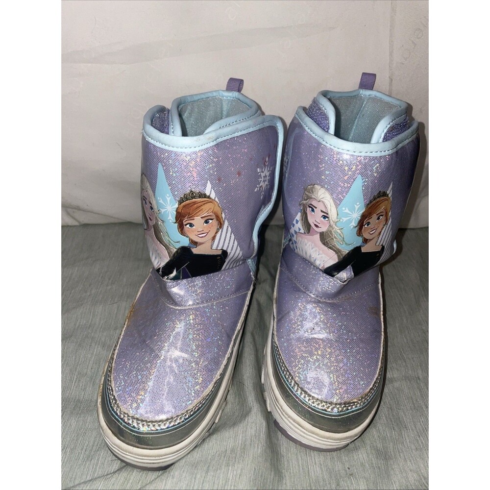 Disneys Frozen Anna & Elsa Girls Light Up Winter Boots Size 12